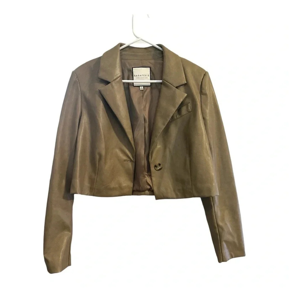 Bagatelle New York Tan Faux Leather Cropped Blazer Jacket // Size Medium